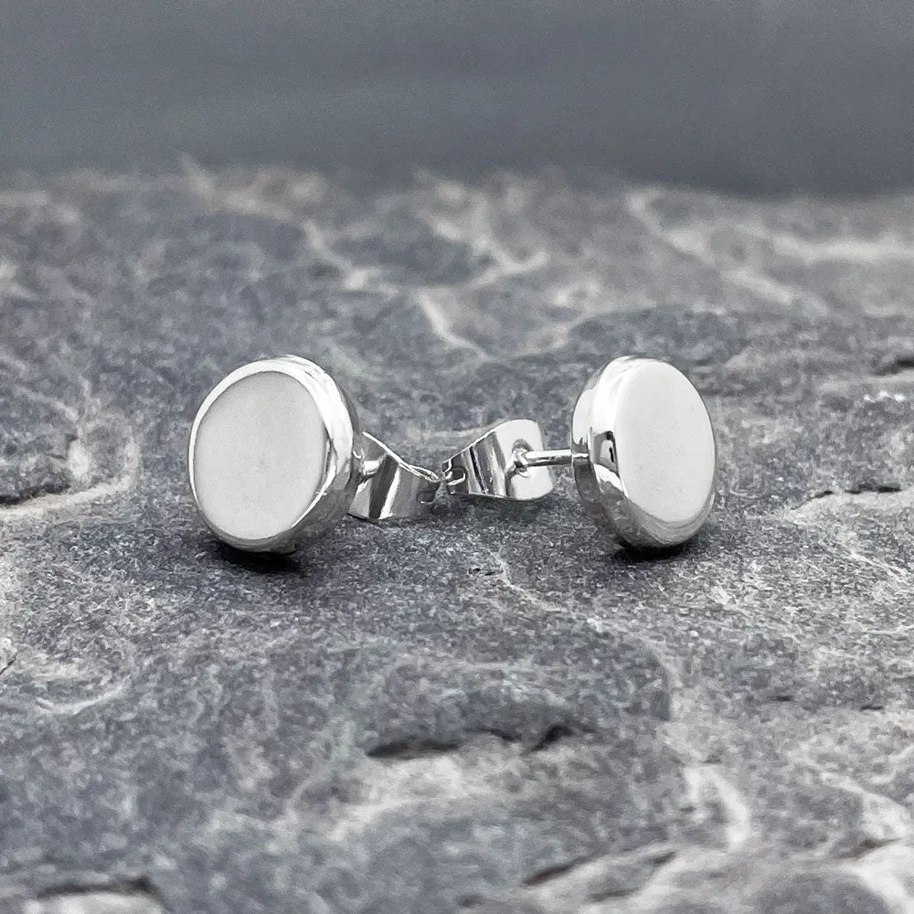 Piccoli – Tiny Sculpted Silver Discs – Stud